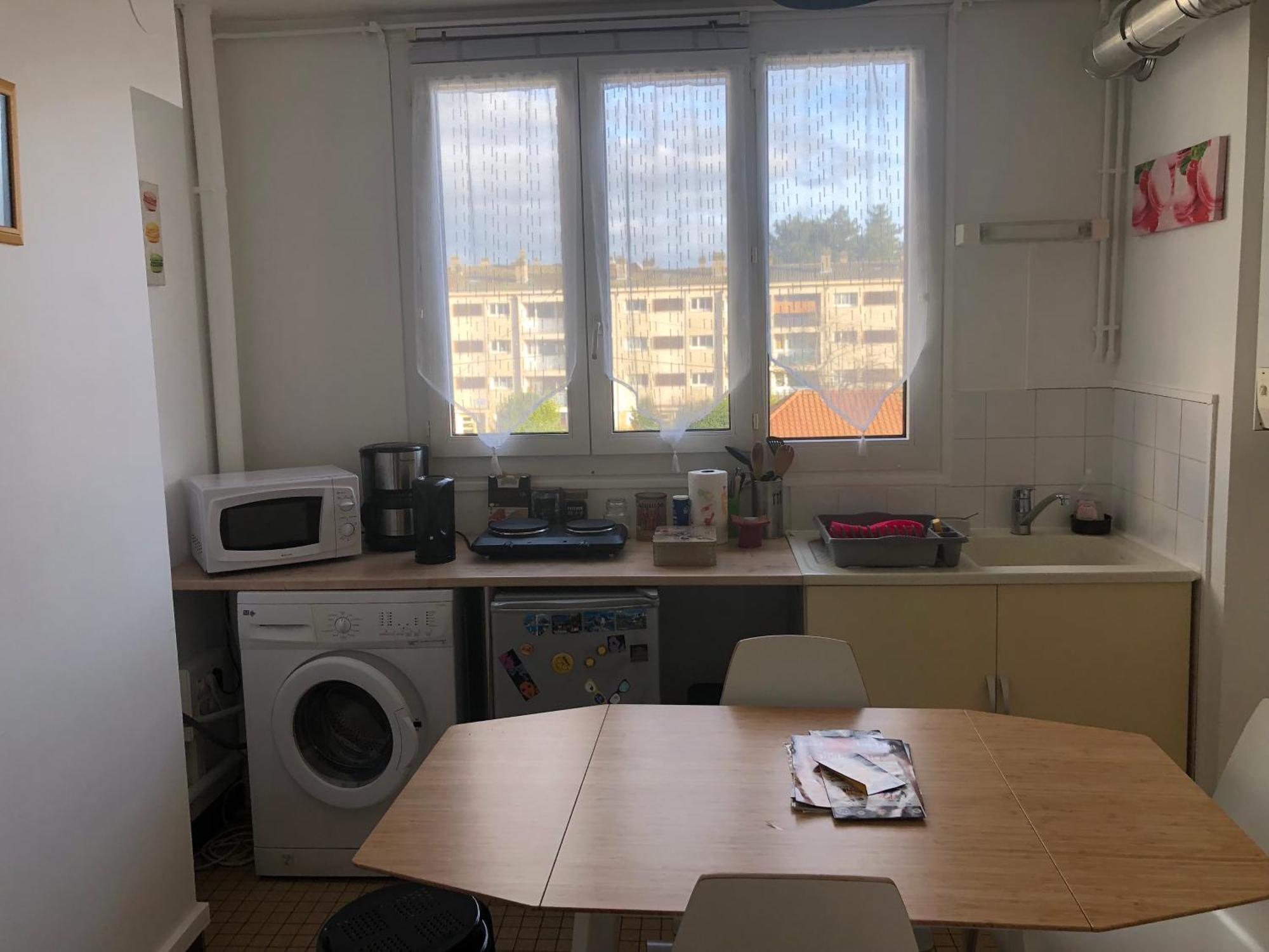 Apartment Entier 2 *